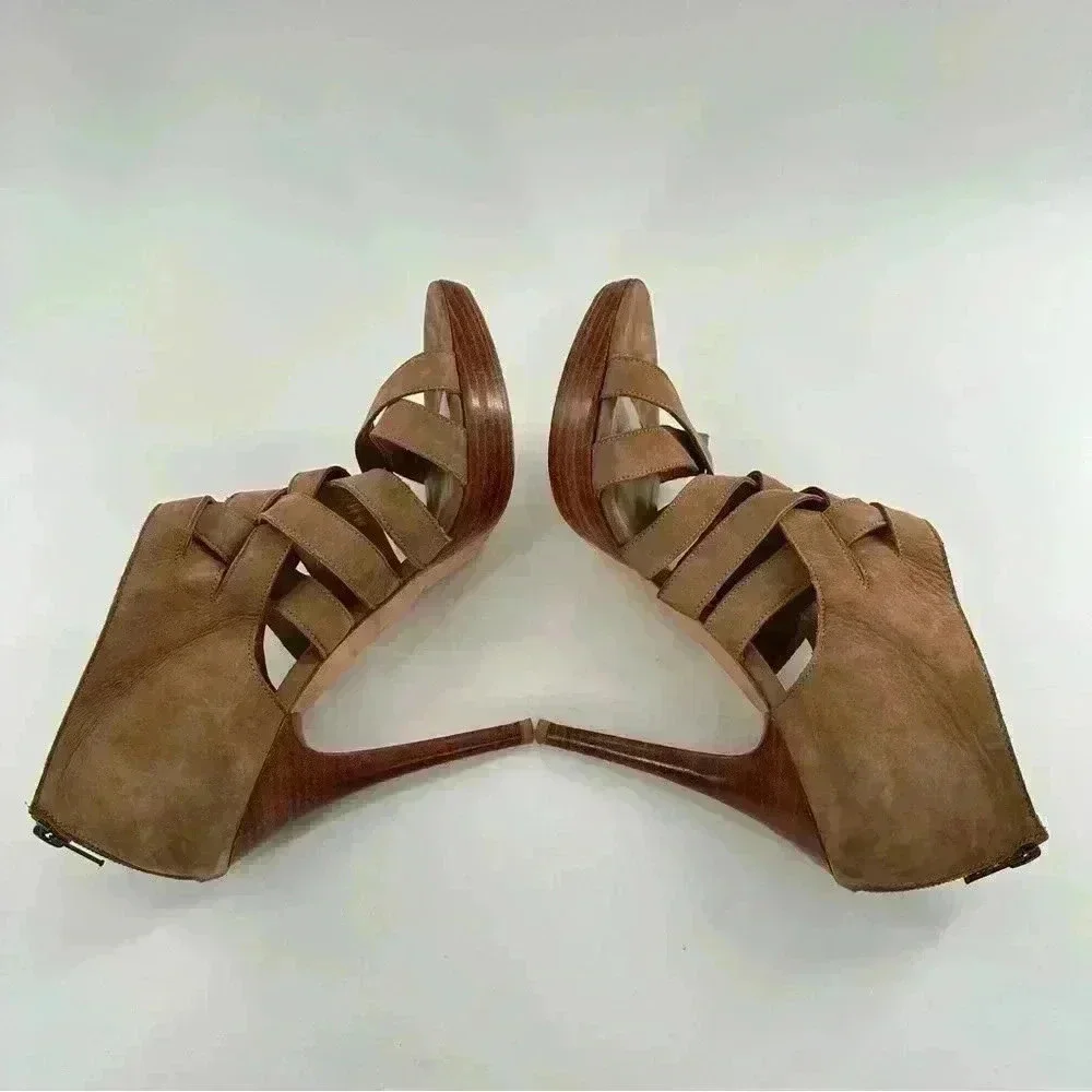 Stuart Weitzman womens platform ankle booties size 8.5 tan nubuck leather